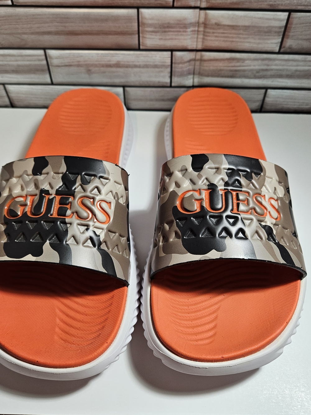 GUESS Men Orange Camo Logo Kreme Slide Sandals